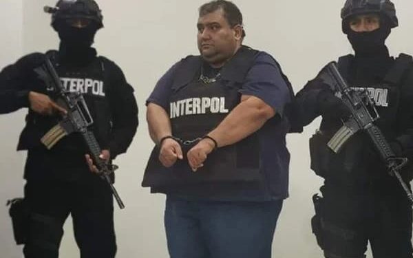 ‘Herdeiro de Pablo Escobar’ pede prisão domiciliar por ser obeso e ter claustrofobia