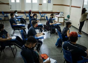 Governo do Amazonas e Prefeitura de Manaus lançam calendário de matrículas para 2022