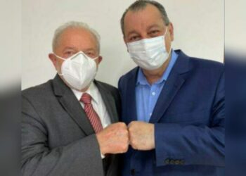 Lula e Omar Aziz participam de reunião e debatem assuntos relacionados ao Amazonas e Brasil