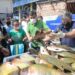Na semana do Natal, Wilson Lima entrega 20 toneladas de pescado a 8 mil famílias de Manaus