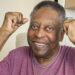 Pelé recebe alta após 17 dias internado para tratamento contra câncer no cólon