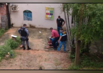 Industriário é morto a tiros enquanto esperava rota para ir ao trabalho, na zona Norte de Manaus