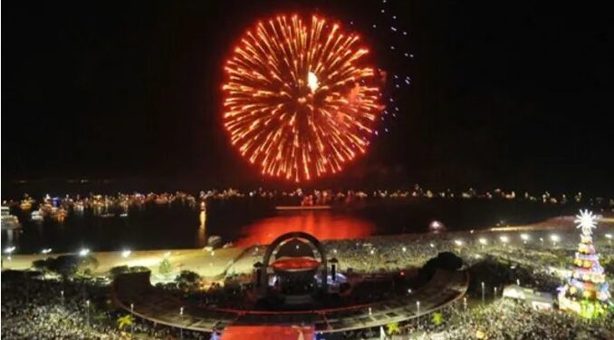 Urgente: David Almeida anuncia cancelamento da festa de Réveillon de Manaus