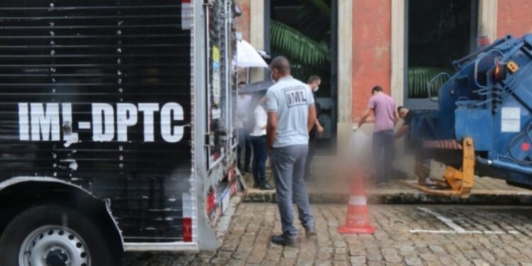 Partes de corpo de detento são encontradas espalhadas na área central de Manaus