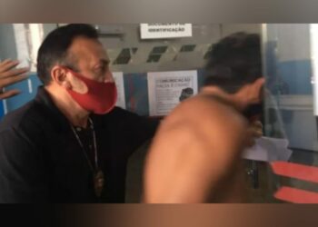 Jovem flagra padrasto estuprando irmã de 10 anos, aciona polícia e ele é preso