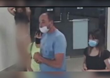 VÍDEO: Sem máscara, mulher tira vestido e coloca no rosto para entrar em sorveteria