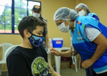 Prefeitura de Manaus libera vacinação contra a Covid-19 para crianças de 6 a 9 anos de idade