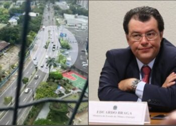 Carro de som percorre ruas de diversos bairros de Manaus fazendo ataques a Eduardo Braga