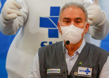 Governo Federal reduz isolamento de pacientes com Covid-19 para 7 dias