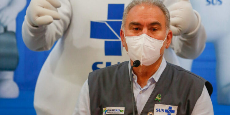 Governo Federal reduz isolamento de pacientes com Covid-19 para 7 dias