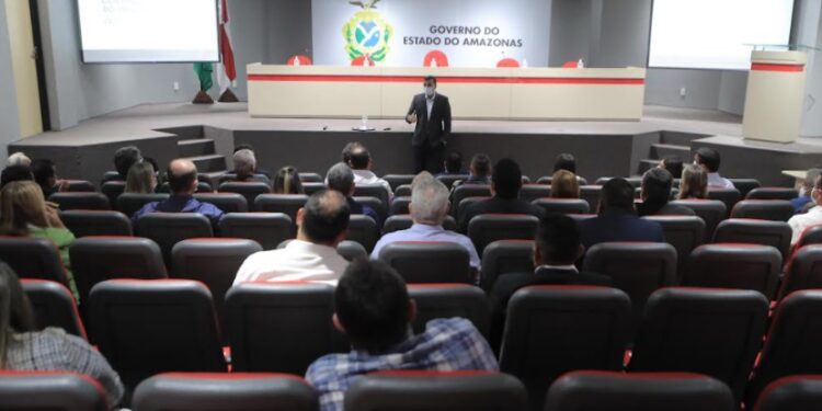 Em reunião com secretariado, Wilson Lima destaca que 87% das promessas de campanha já foram cumpridas