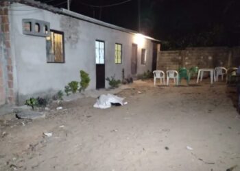 Jovem é executado enquanto jogava baralho com colegas no Santa Etelvina