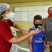 Neste sábado (22) postos de vacinação espalhados na cidade atenderão a todos os públicos; Confira