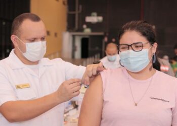 Prefeitura disponibiliza 56 pontos de vacinação contra a Covid-19 durante a semana