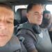Que fofo! Macaco prego “invade” viatura e faz selfie com policiais militares