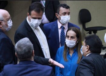 Vereadores de Manaus mudam escala de trabalho e criam feriadão de 11 dias na Câmara Municipal