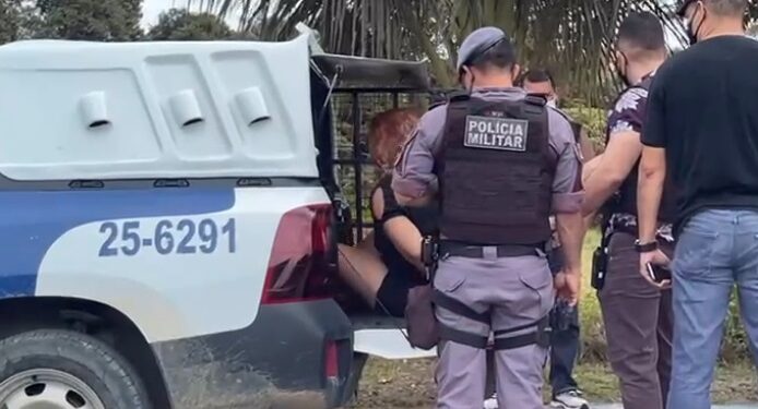 Homem  é encontrado morto dentro de residência no Tarumã; esposa foi detida