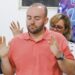 Condenado por propagar calúnia na rede social, deputado Fausto Júnior agora usa o Insta para postar foto na igreja