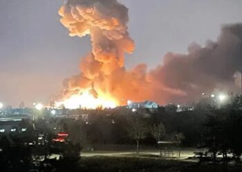 Sem diplomacia: Exército russo ataca várias partes da Ucrânia