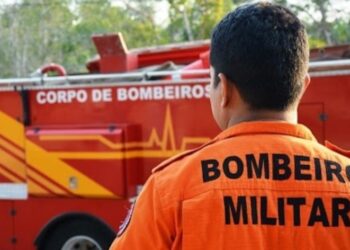 Bebê é resgatado após ficar trancado dentro de carro no aeroporto de Manaus