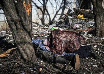 Ucrânia tem 137 mortos e mais de 300 feridos no primeiro dia de ataque russo