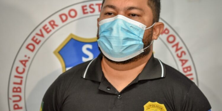 Polícia do Amazonas prende suspeito de homicídio escondido em projeto social religioso