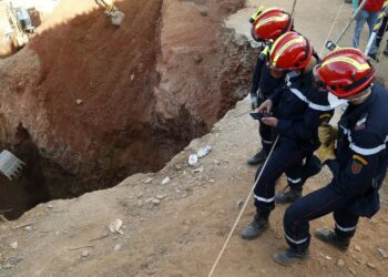 Menino de 5 anos cai em poço e trabalho de resgate já chega ao 3º dia