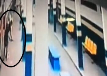 Bandidos invadem escola no Jorge Teixeira e fazem a limpa