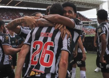 Atlético-MG bate Flamengo nos pênaltis e se consagra campeão da Supercopa