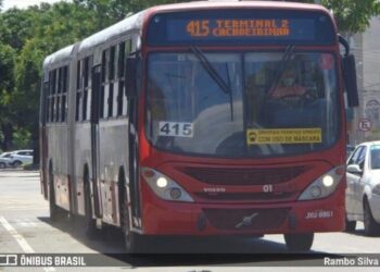 Passageira é baleada durante assalto na linha 415 em Manaus