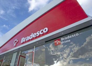 Bradesco é condenado a indenizar cliente por cobranças indevidas em conta bancária