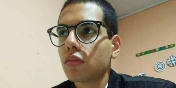 Jovem desaparece após sair de casa para encontrar a namorada em Manaus