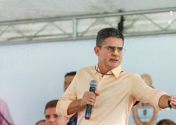 David Almeida fala sobre áudio de Menezes: “Quem boicota David, boicota a cidade de Manaus”