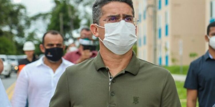 David Almeida passa por cirurgia para retirada de câncer de pele