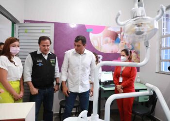 Wilson Lima reinaugura Caic+ Alberto Carreira com oferta de novas especialidades pediátricas