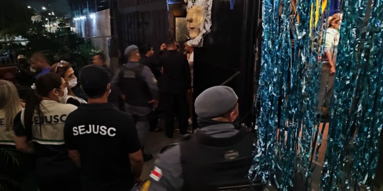Em Manaus, dois estabelecimentos foram autuados durante fiscalizações da CIF