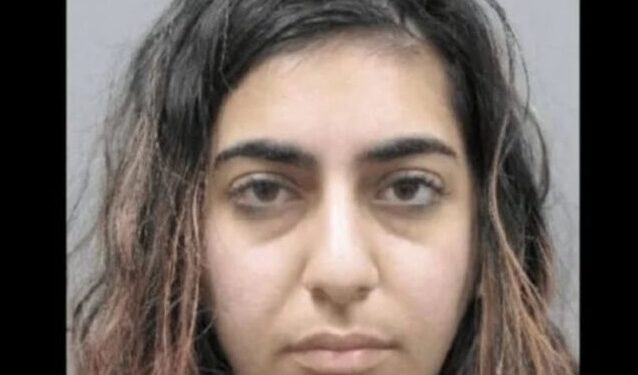 EITA! Mulher esfaqueia homem durante sexo para vingar morte de general