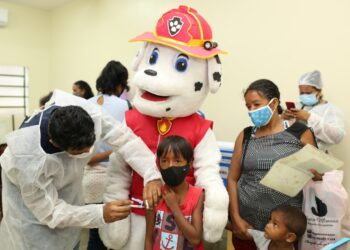 Prefeitura de Manaus retoma a vacinação contra a Covid-19 em 52 pontos nesta quinta-feira