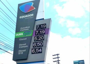 Postos de combustíveis de Manaus já cobram R$ 7,19 por litro da gasolina