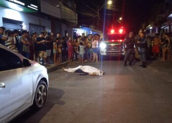 Homem é deixado para trás por parceiro do crime e acaba morto com seis tiros em Manaus
