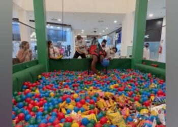 Vídeo: Jovem desmaia enquanto brincava na “Garra Gigante”, atração do Amazonas Shopping