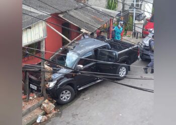 Homem morre ao trocar tiros com a polícia durante perseguição, no bairro União