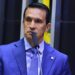 Deputado Sidney Leite acumula denúncias com a Manausprev, viagens de jatinho e até suspeita de estupro no interior