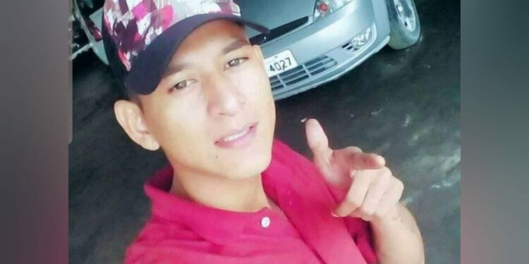 Família procura por jovem que desapareceu ao sair de casa para ir à Feira do Produtor