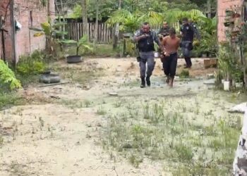 Assaltante que tocou o terror no 560 é preso durante fuga e diz: ‘tenho 15 anos’