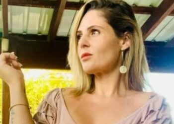 Eita! Polícia interrompe velório e retira corpo de influencer após denúncia