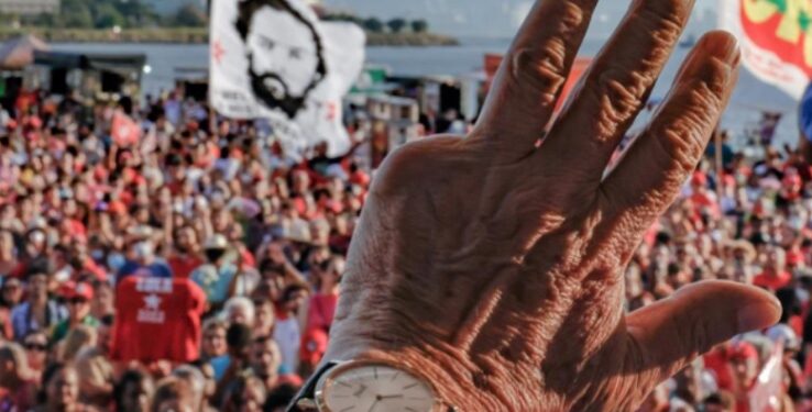Lula usa relógio de R$ 84 mil em festa comunista e bolsonaristas ironizam: ‘pai dos pobres’
