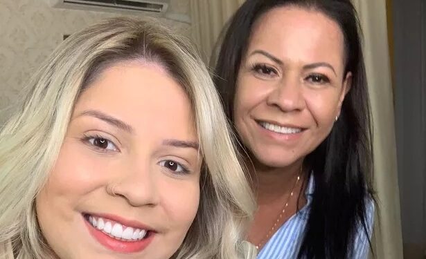 Mãe de Marília Mendonça revela últimas mensagens enviadas pela cantora: “Meu deus, será que vou morrer?”