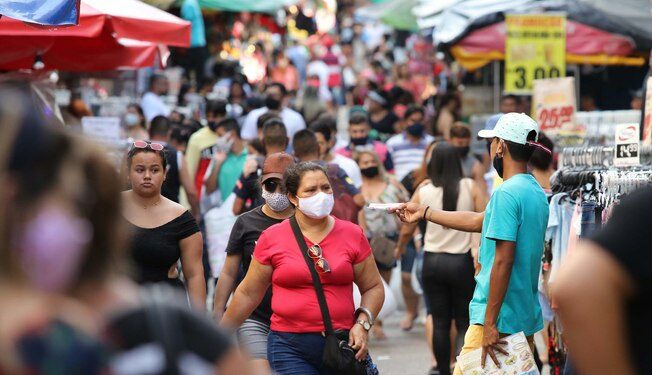 Vereador sugere que os “feios” permaneçam com uso de máscaras
