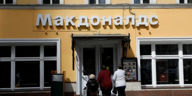 McDonald’s anuncia fechamento da rede na Rússia 32 anos após chegada no país